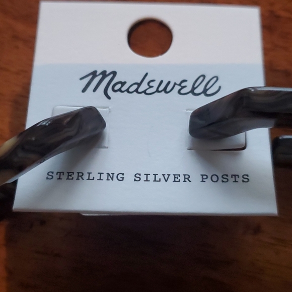 Madewell Oversized Geometric Earrings - Picture 5 of 7